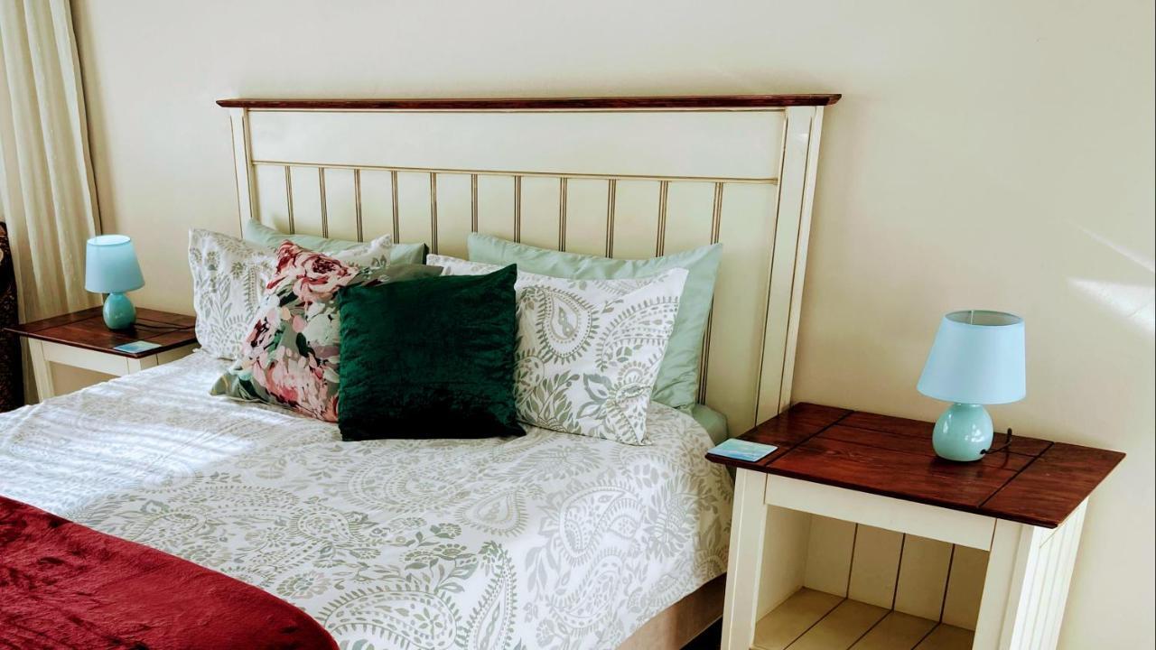 Sheilan House Hotel Порт Алфред Екстериор снимка