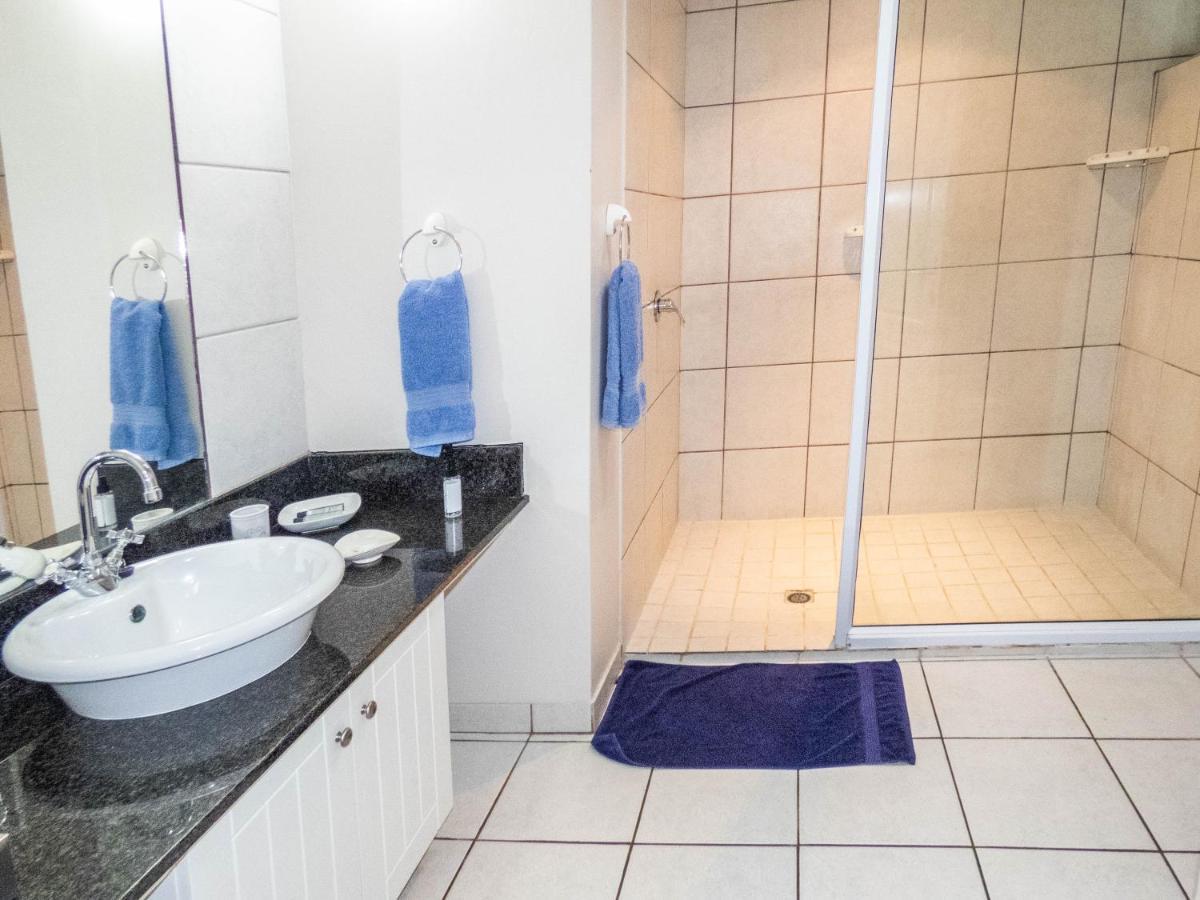 Sheilan House Hotel Порт Алфред Екстериор снимка