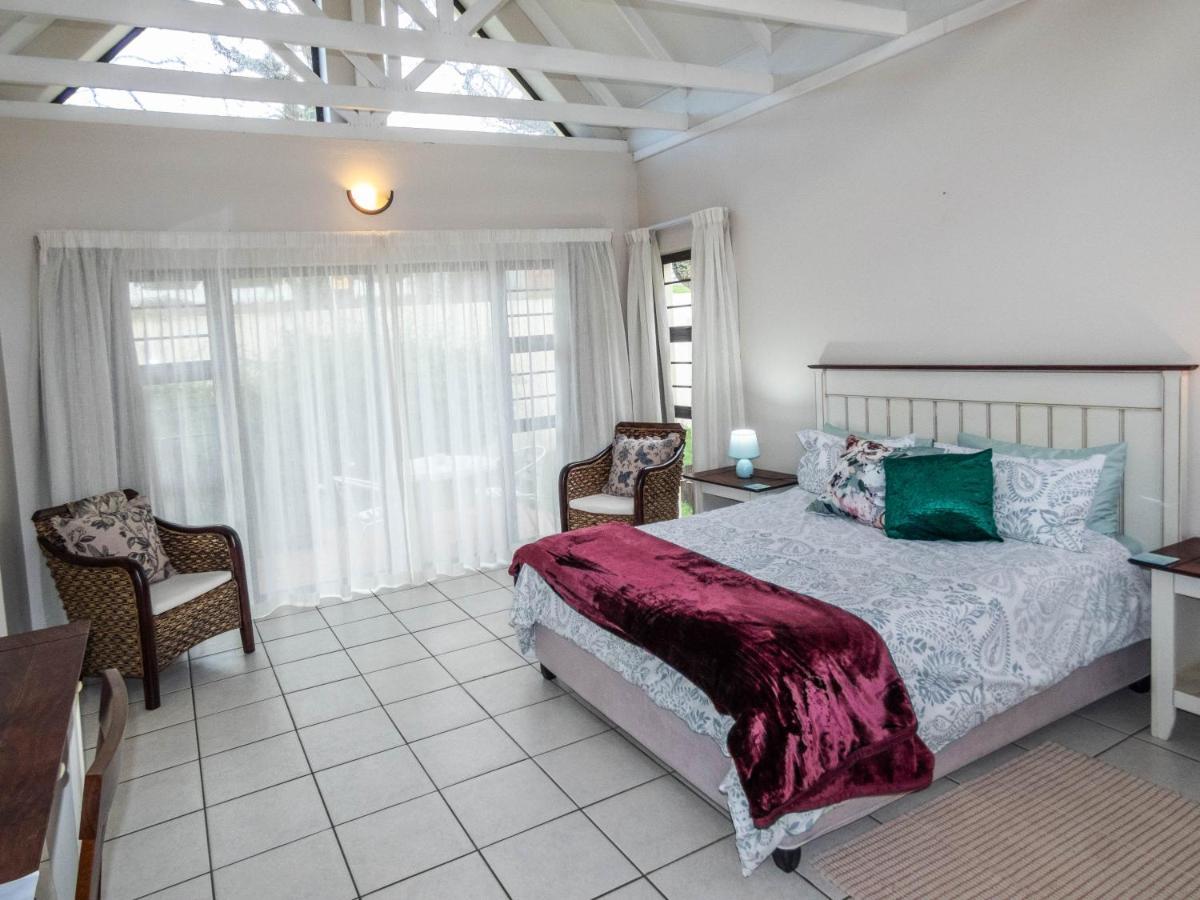Sheilan House Hotel Порт Алфред Екстериор снимка