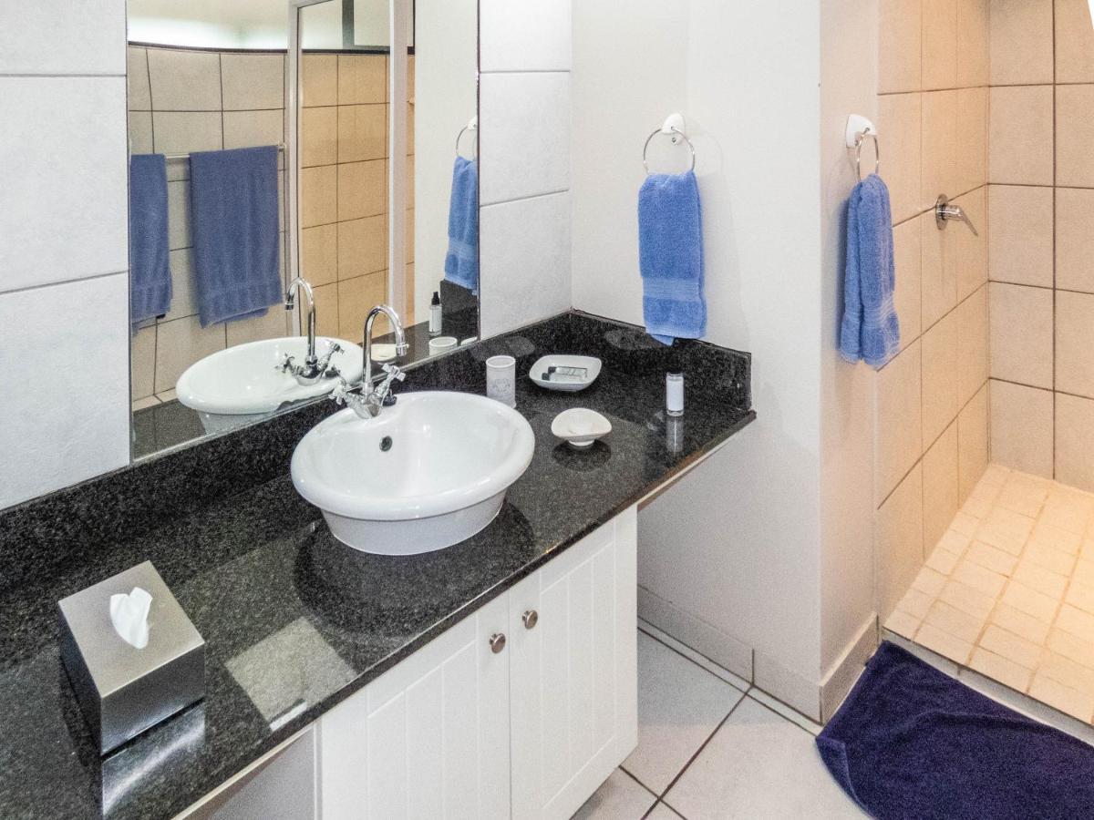 Sheilan House Hotel Порт Алфред Екстериор снимка