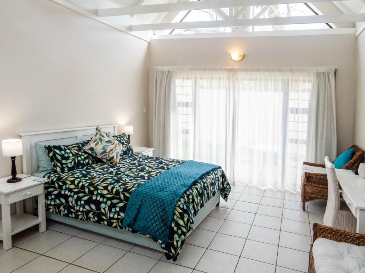 Sheilan House Hotel Порт Алфред Екстериор снимка